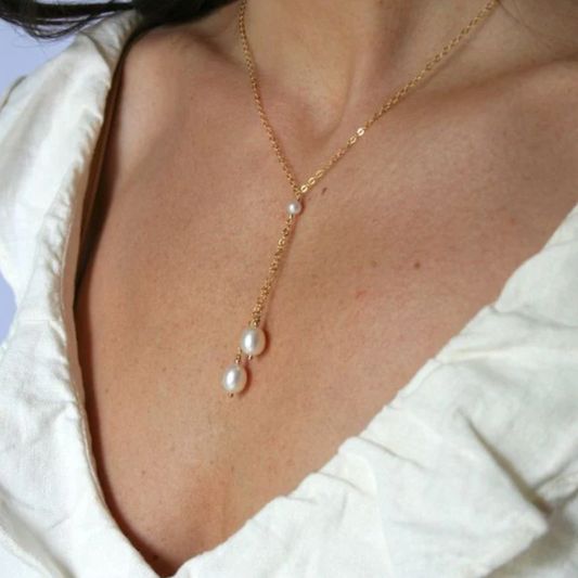 COLLIER ANNA